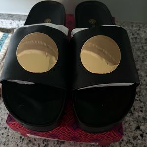 Tory Burch Patos Slide size 8-black like new with box and dust bag